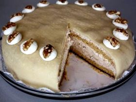 Lübecker Sahne Nuss Torte.jpg